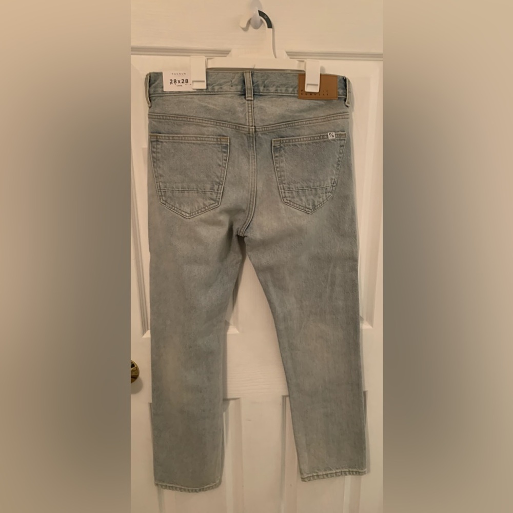 Jeans - Picture 8 of 8